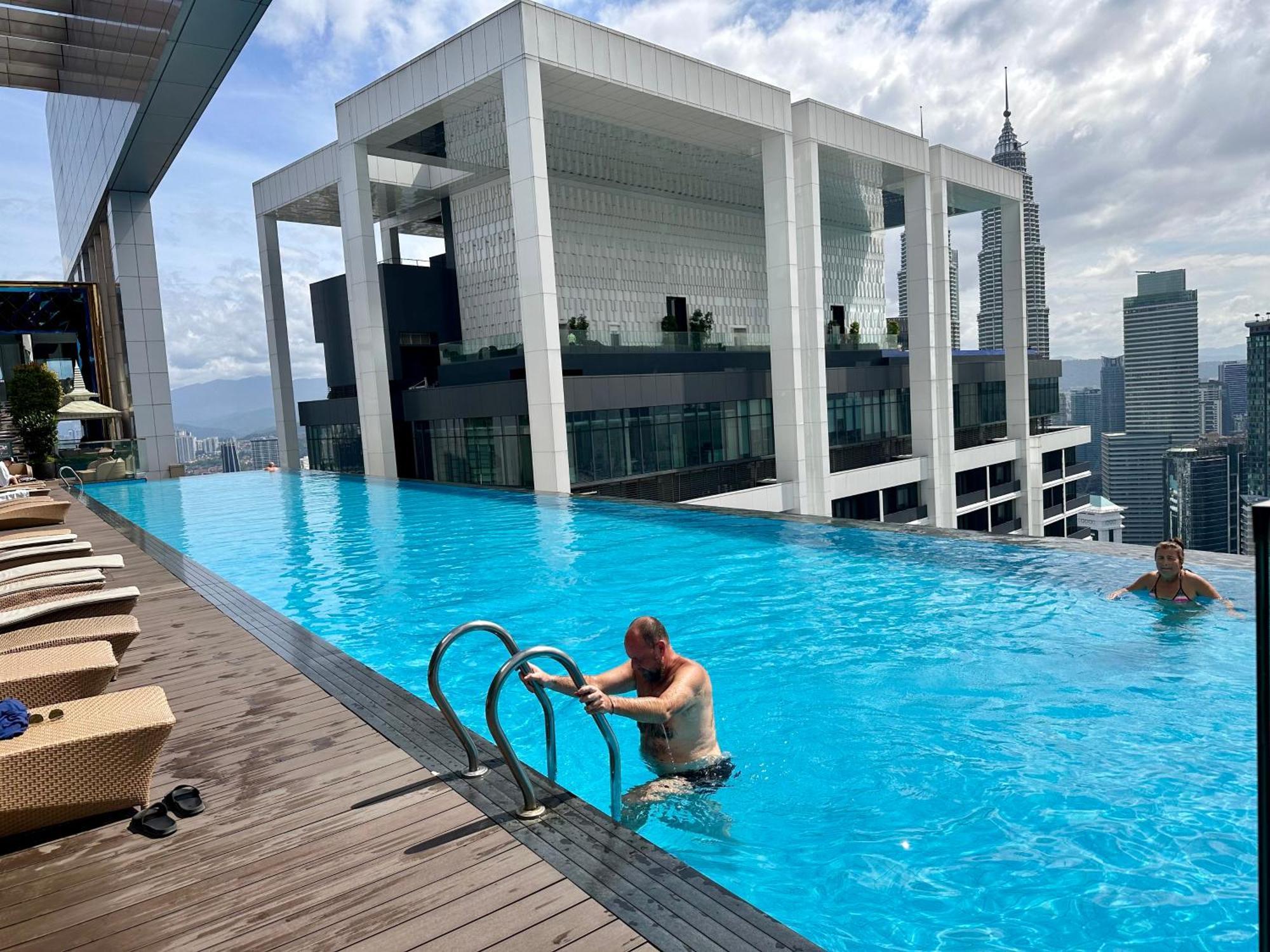 The Platinum Kuala Lumpur By Crown Suites Eksteriør billede